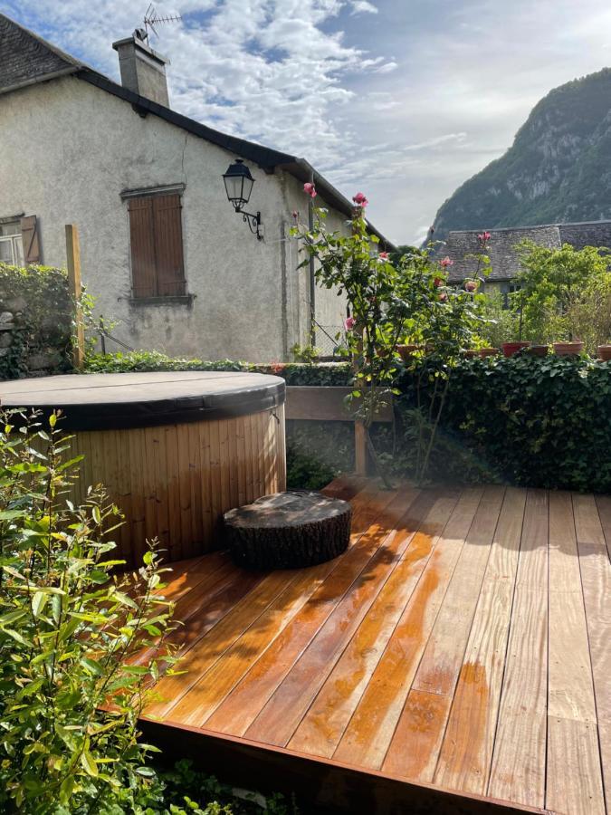Le Monrepos Avec Jacuzzi Nordique Lejlighed Bielle Eksteriør billede